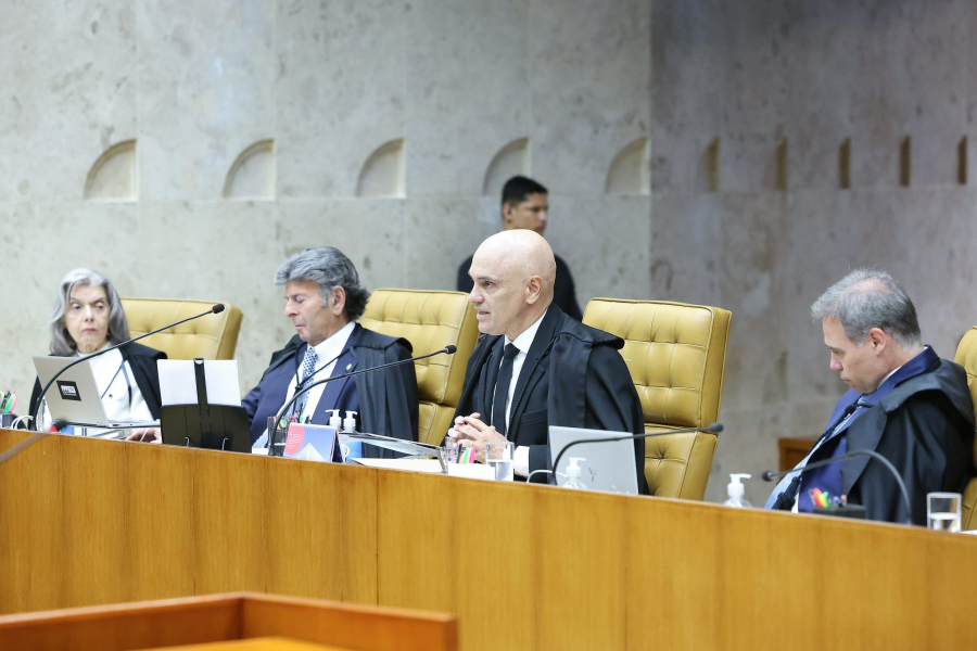 Alexandre de Moraes critica “organização criminosa miliciana” em discurso duro